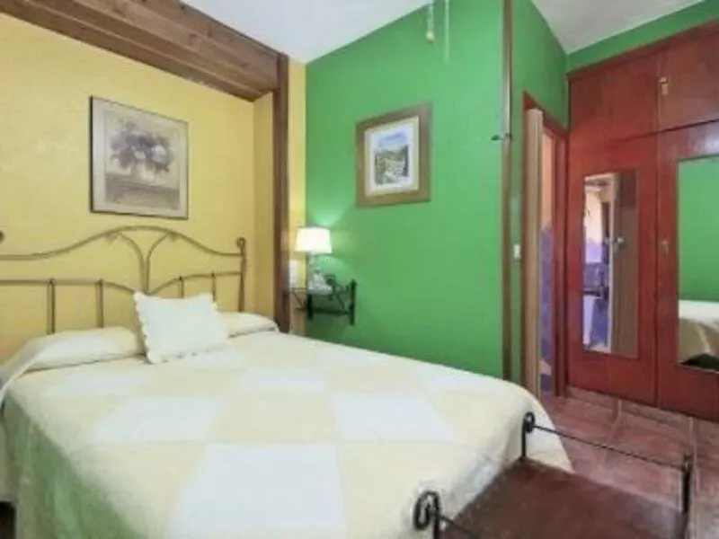 Guest house Apartamentos La Miga Granada