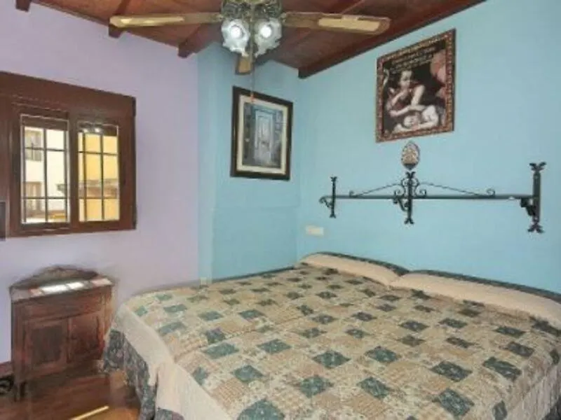 Apartamentos La Miga Granada Guest house
