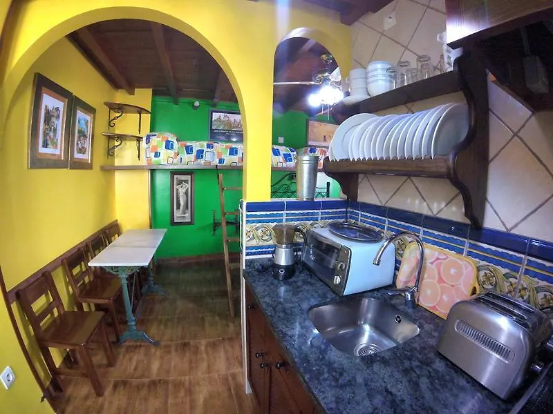 Apartamentos La Miga Granada Guest house