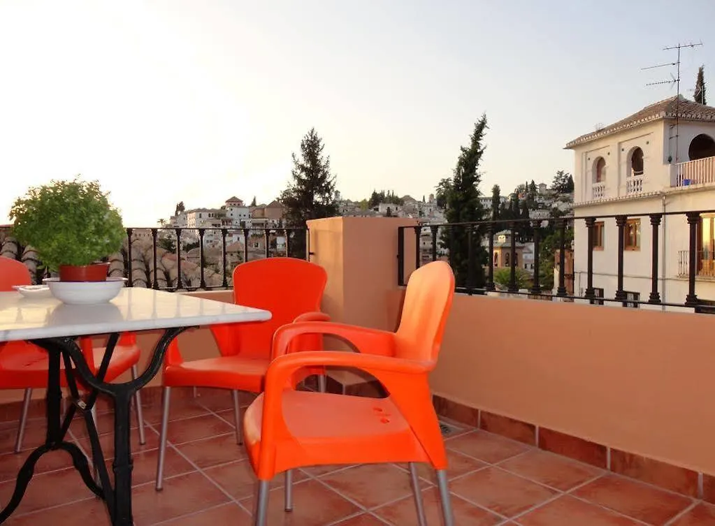 Guest house Apartamentos La Miga Granada