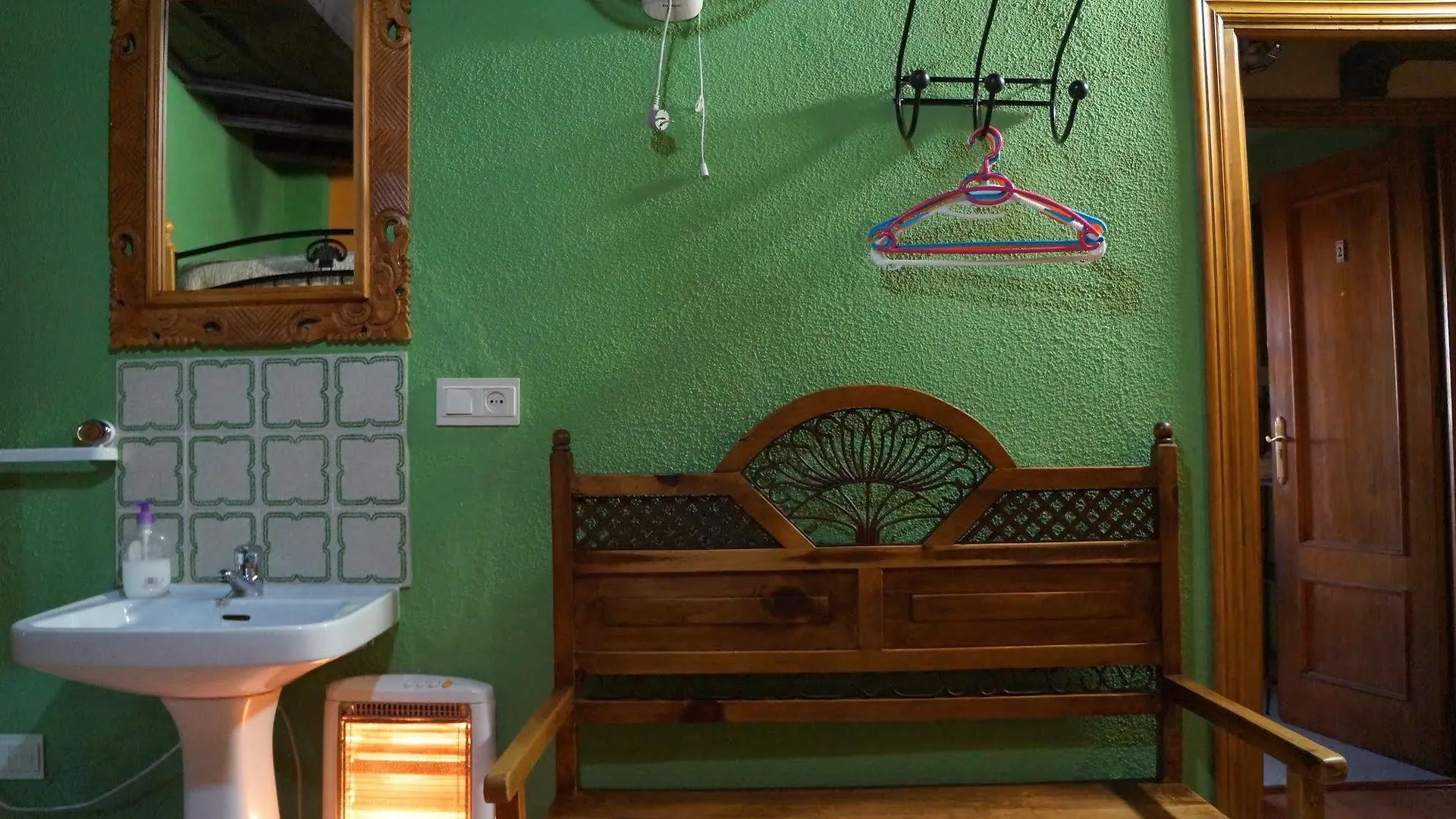 Apartamentos La Miga Granada Guest house