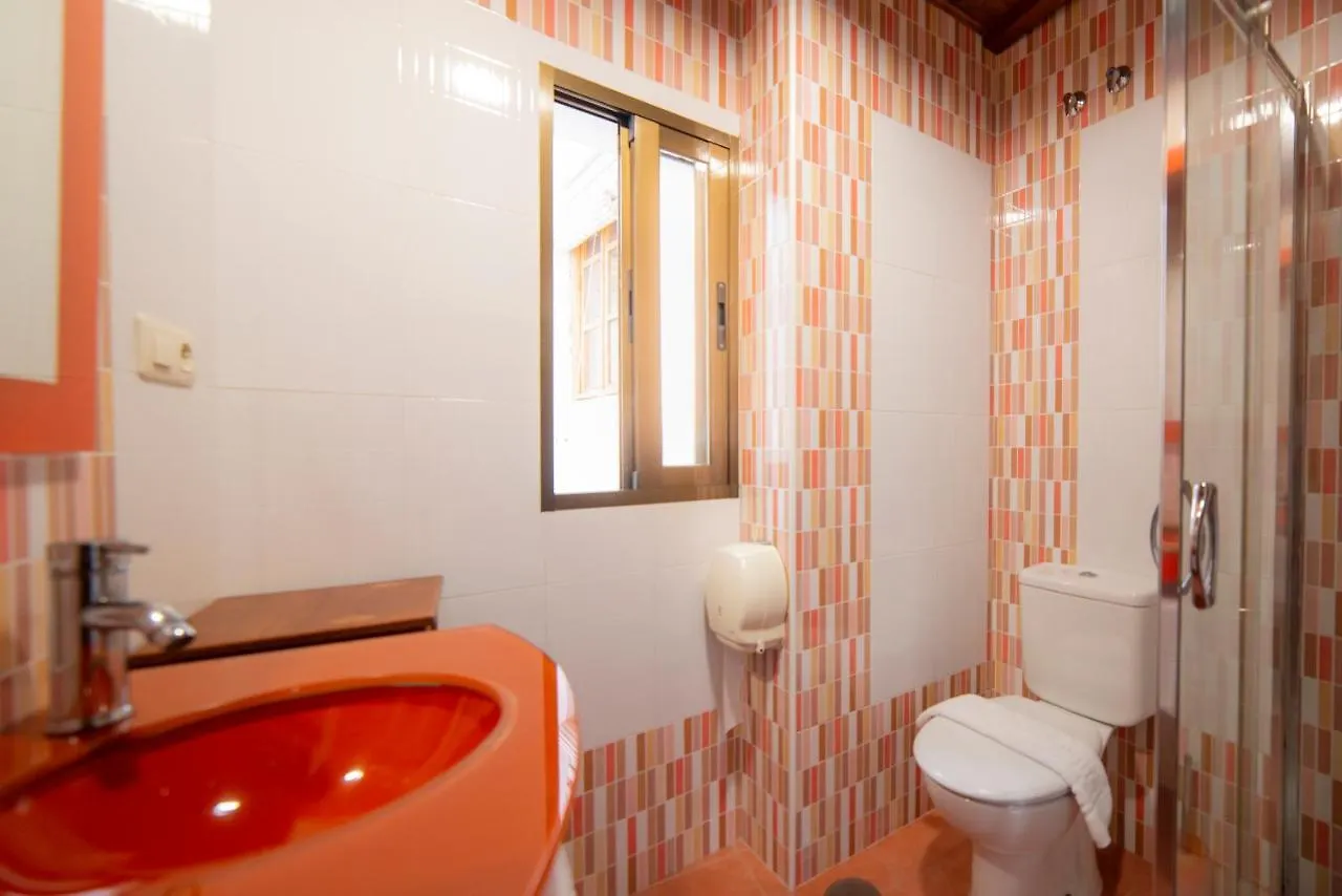 Guest house Apartamentos La Miga Granada