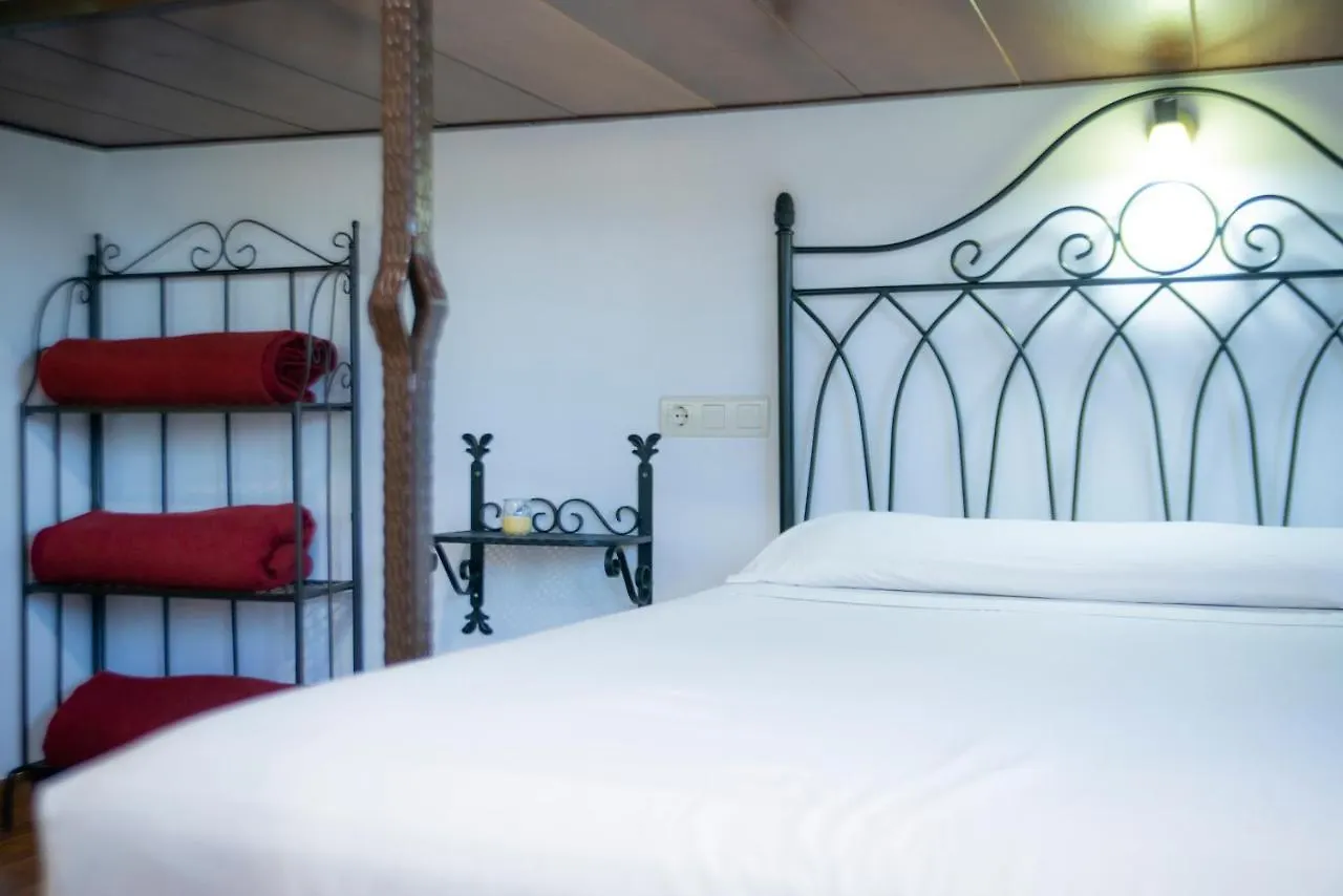 Apartamentos La Miga Granada Guest house