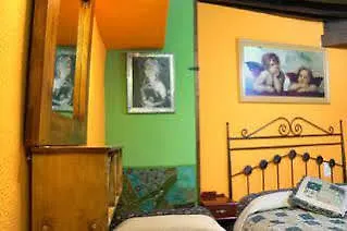 Guest house Apartamentos La Miga Granada Spain